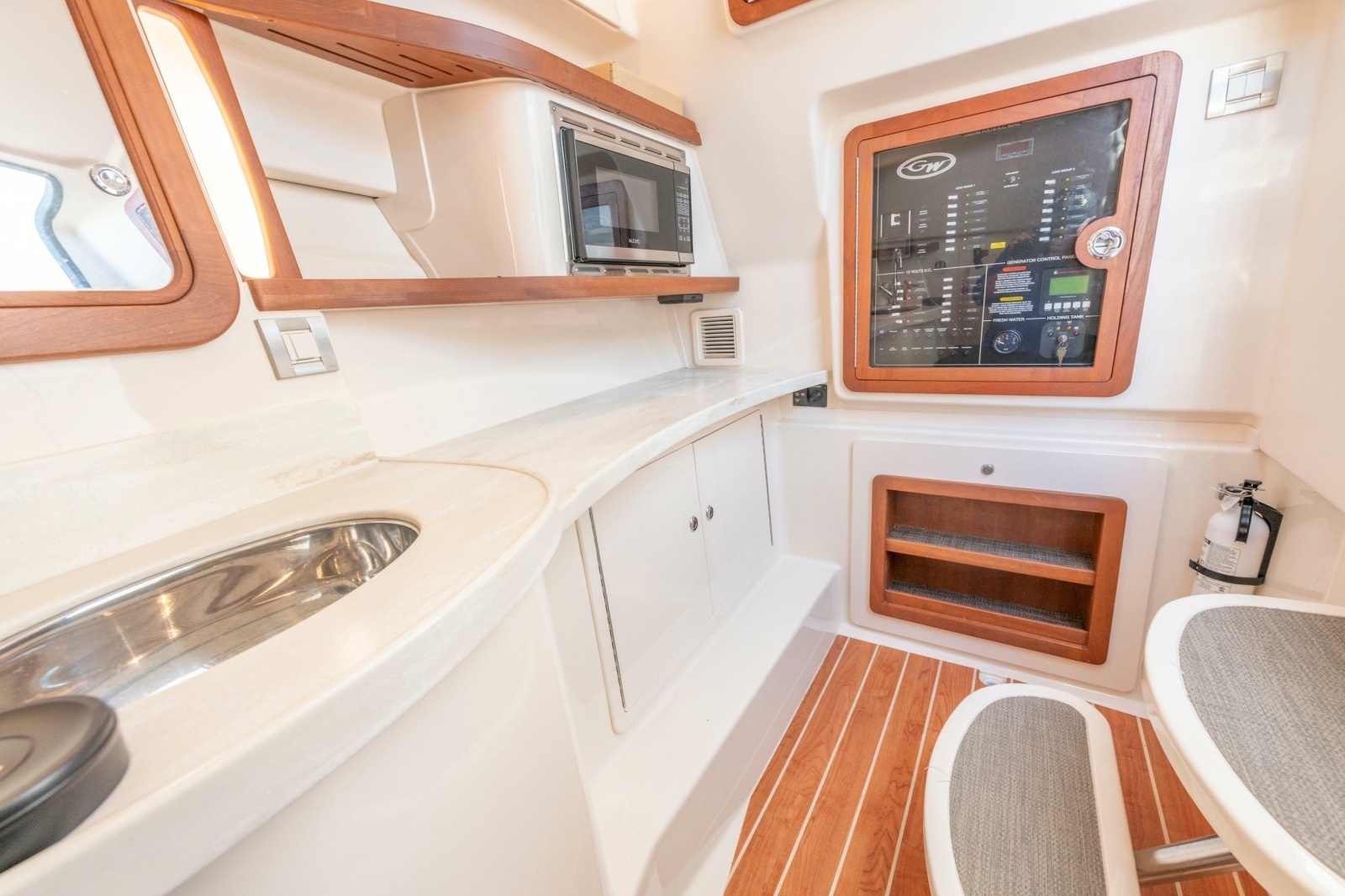 2019 Grady-White Freedom 375