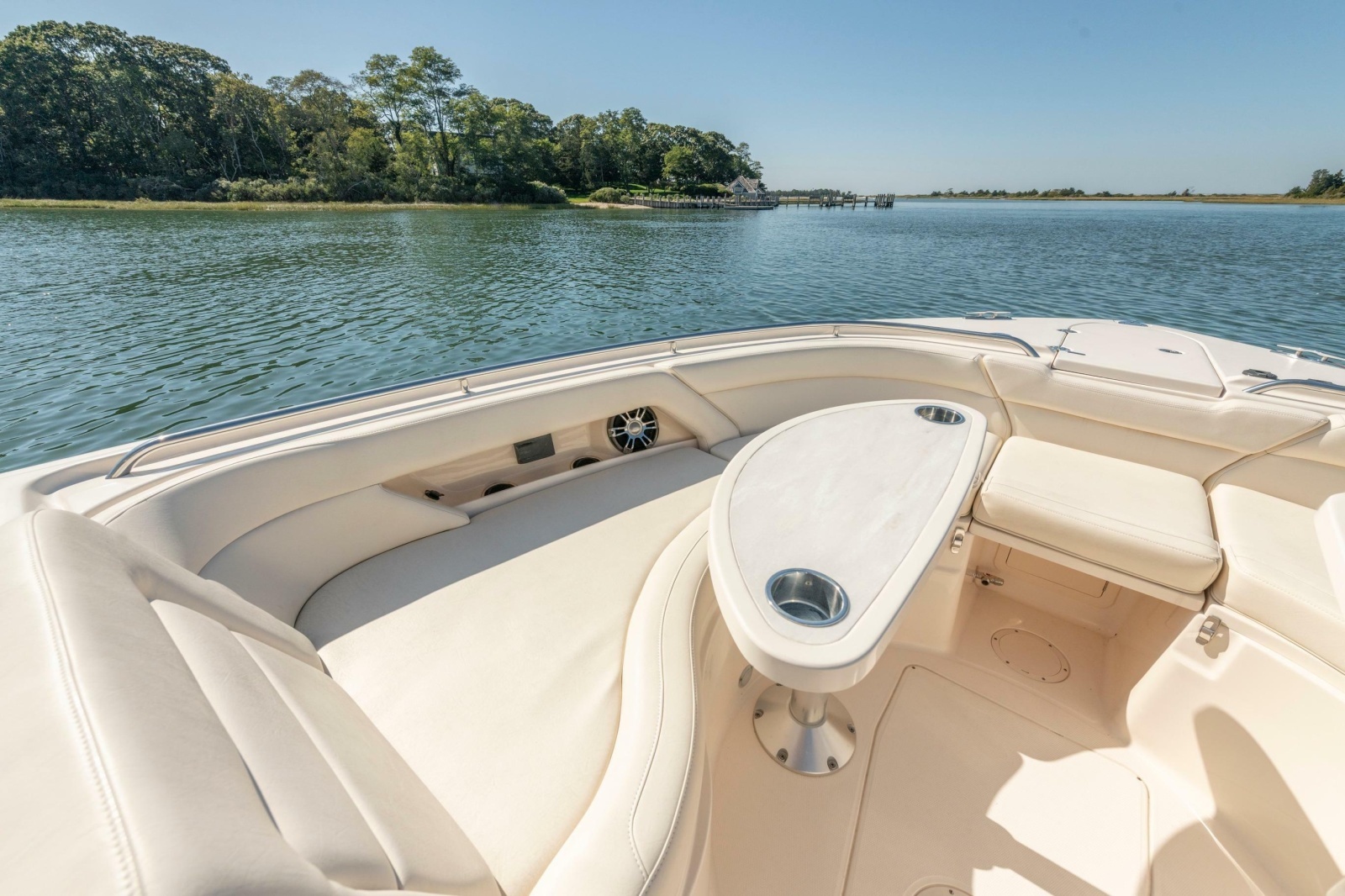 2019 Grady-White Freedom 375