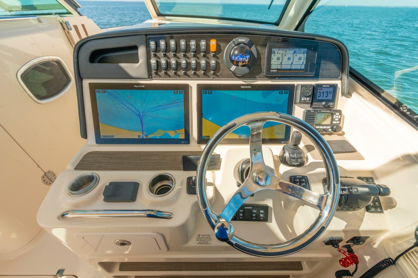 2019 Grady-White Freedom 375