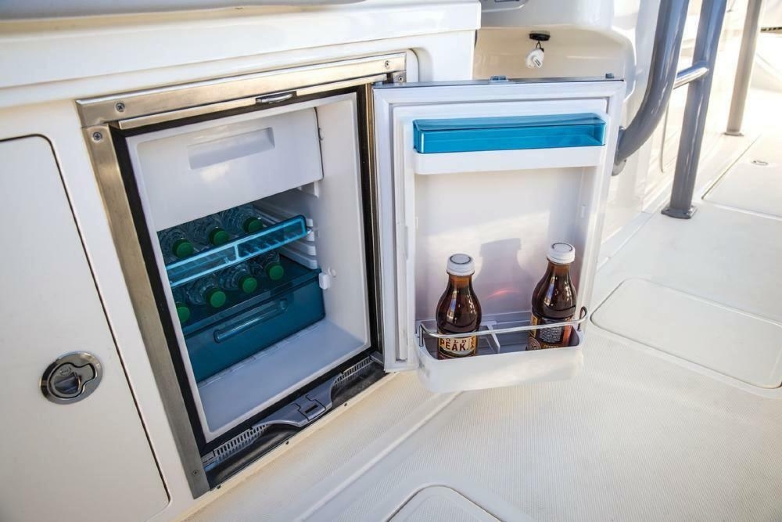 2019 Mako 414 Center Console