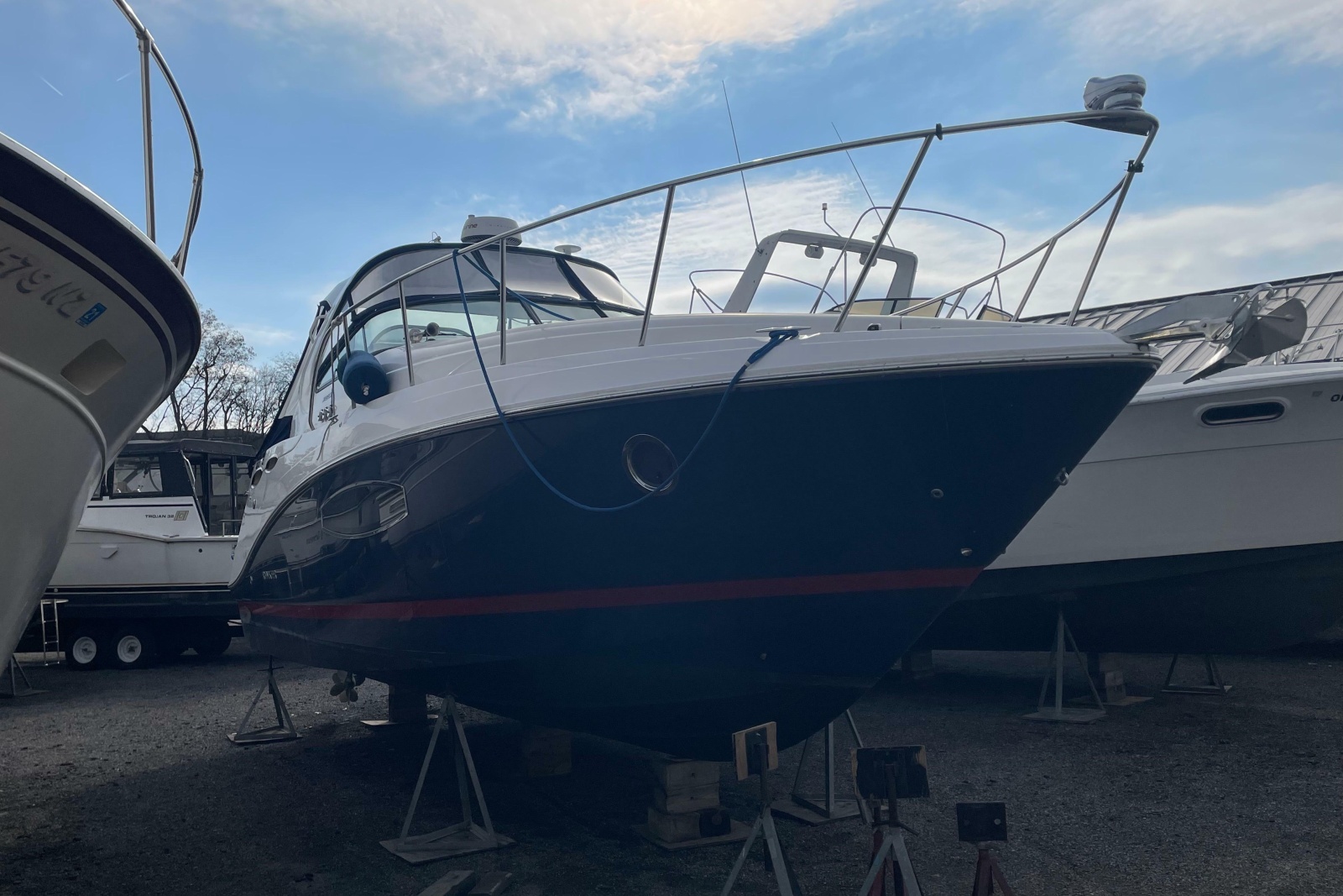 2019 Rinker EX 370
