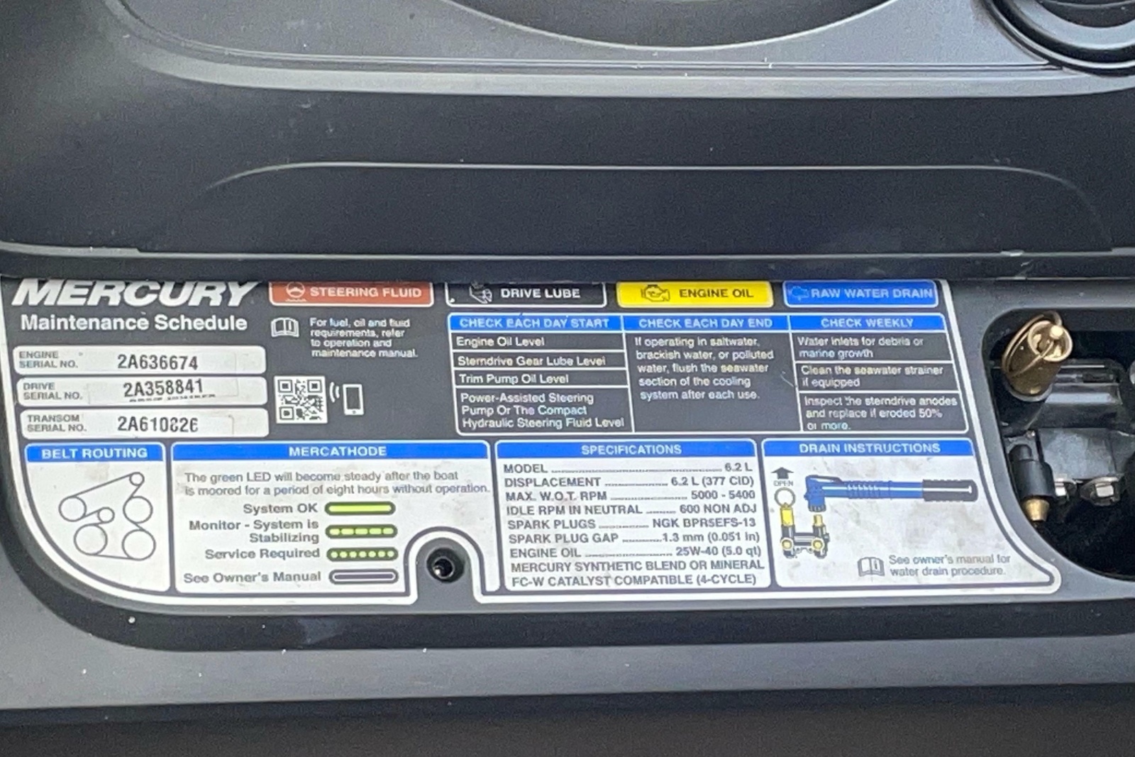 2019 Rinker EX 370