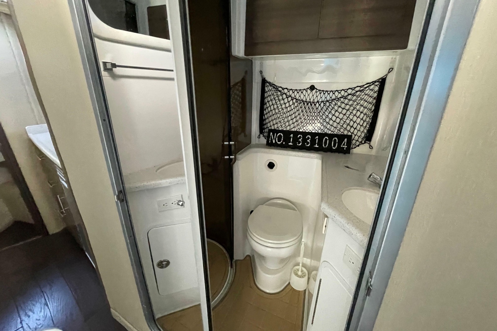 2019 Rinker EX 370