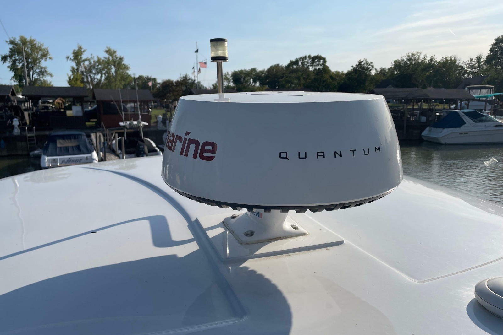 2019 Rinker EX 370