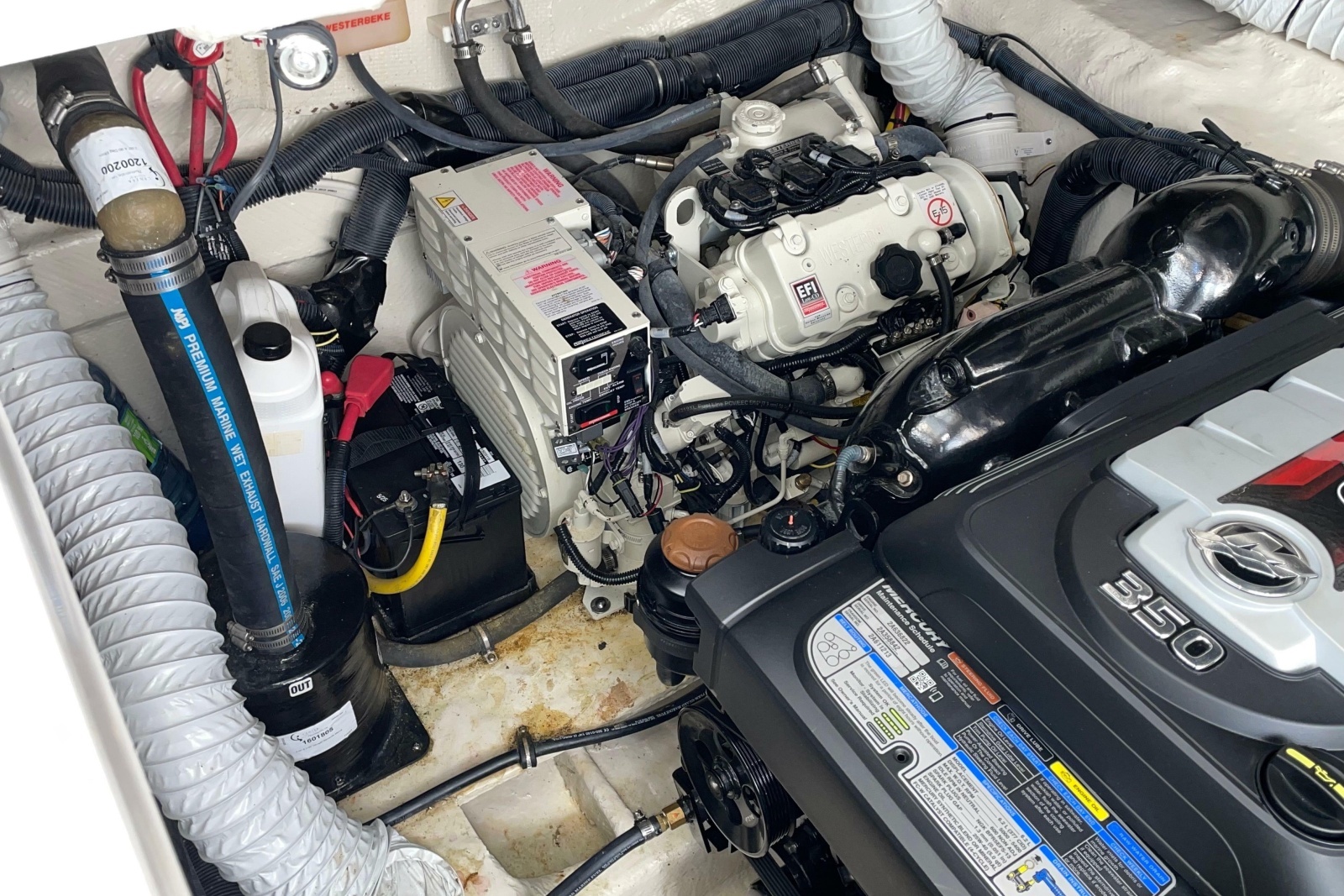 2019 Rinker EX 370