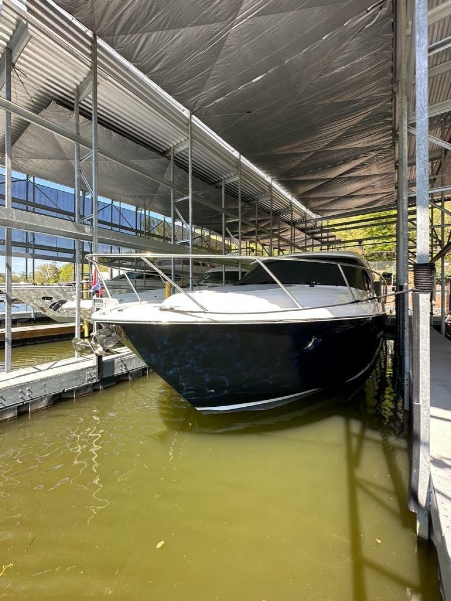 2019 Tiara Yachts C53 Coupe
