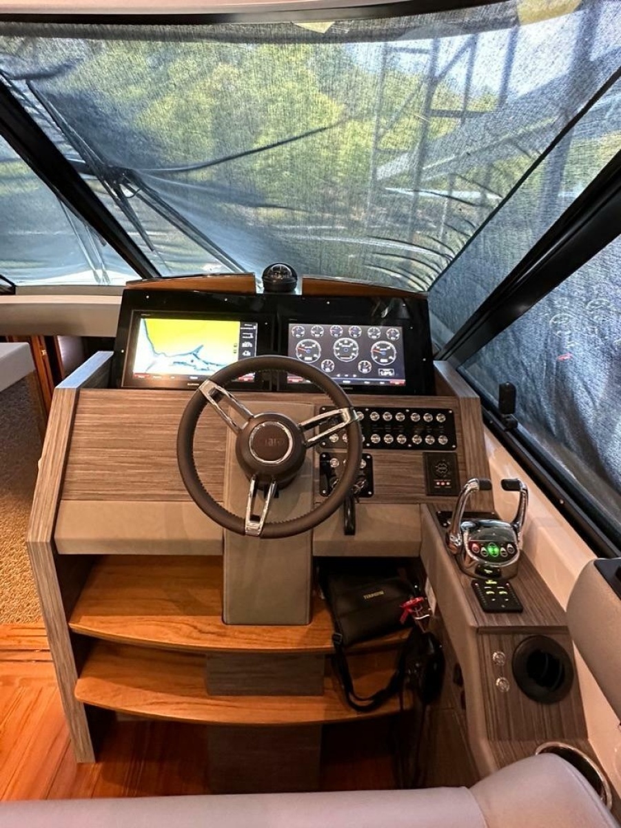 2019 Tiara Yachts C53 Coupe