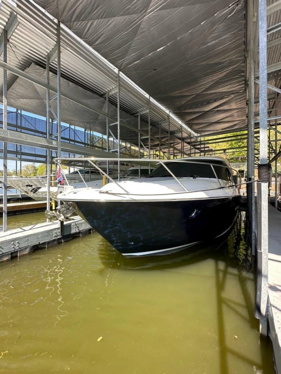 2019 Tiara Yachts C53 Coupe