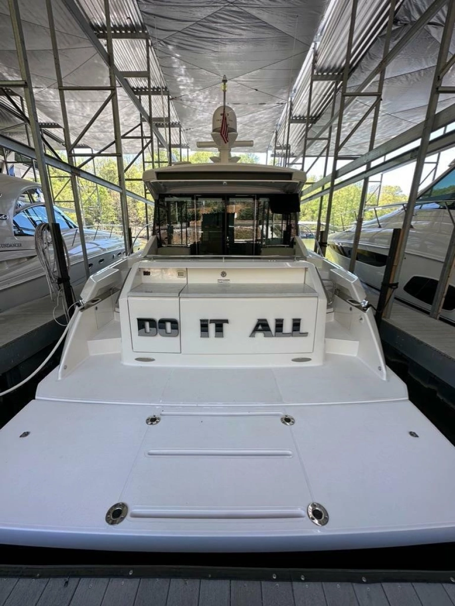 2019 Tiara Yachts C53 Coupe