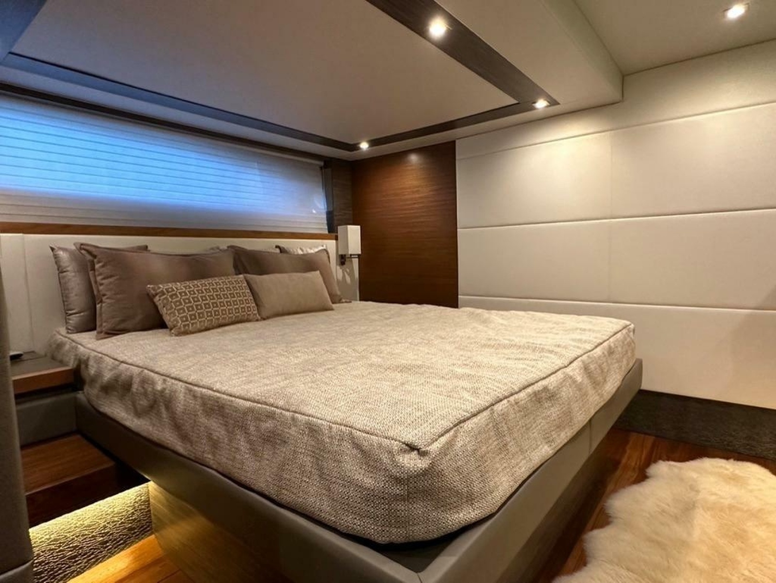 2019 Tiara Yachts C53 Coupe