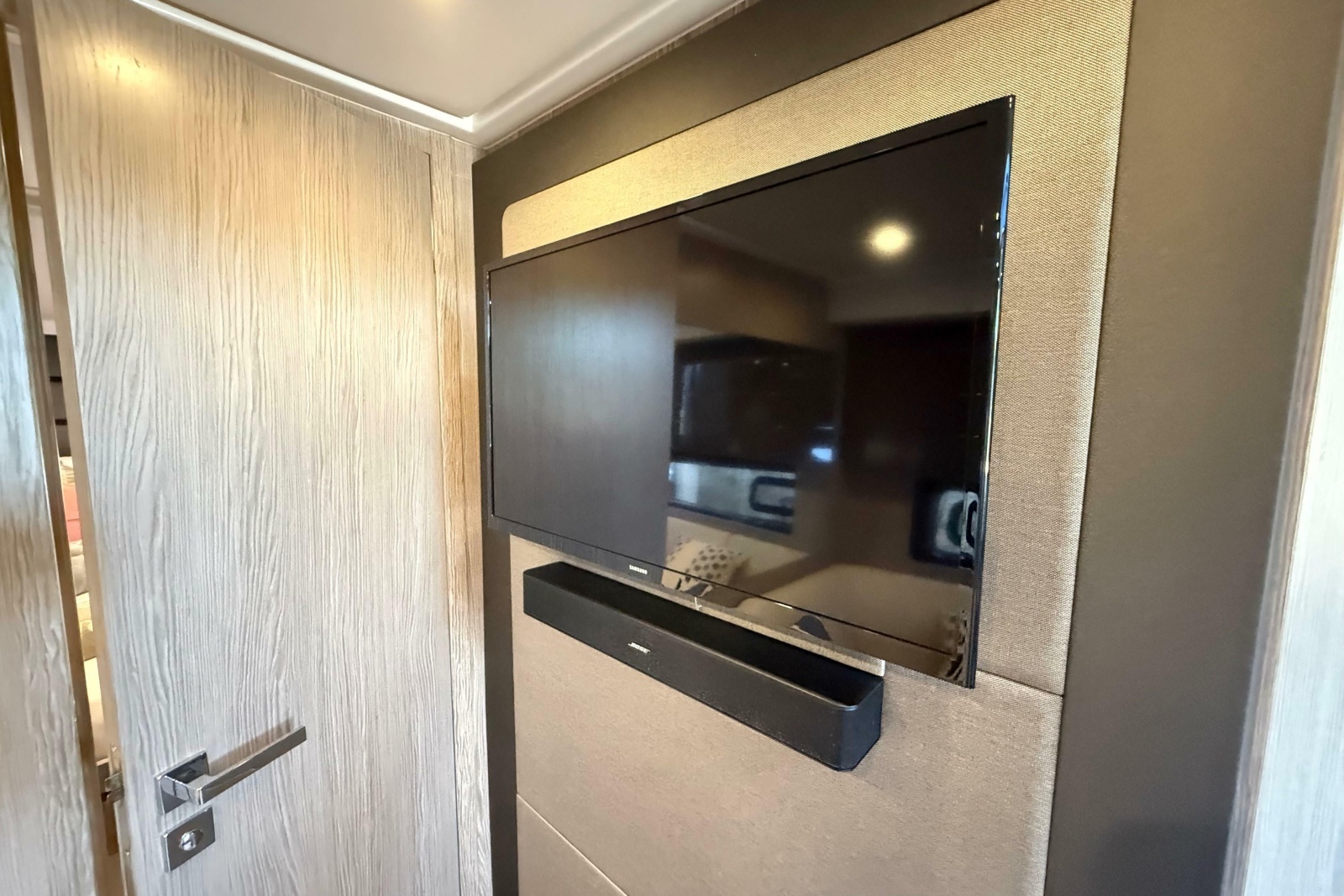 2018 Azimut Atlantis 43