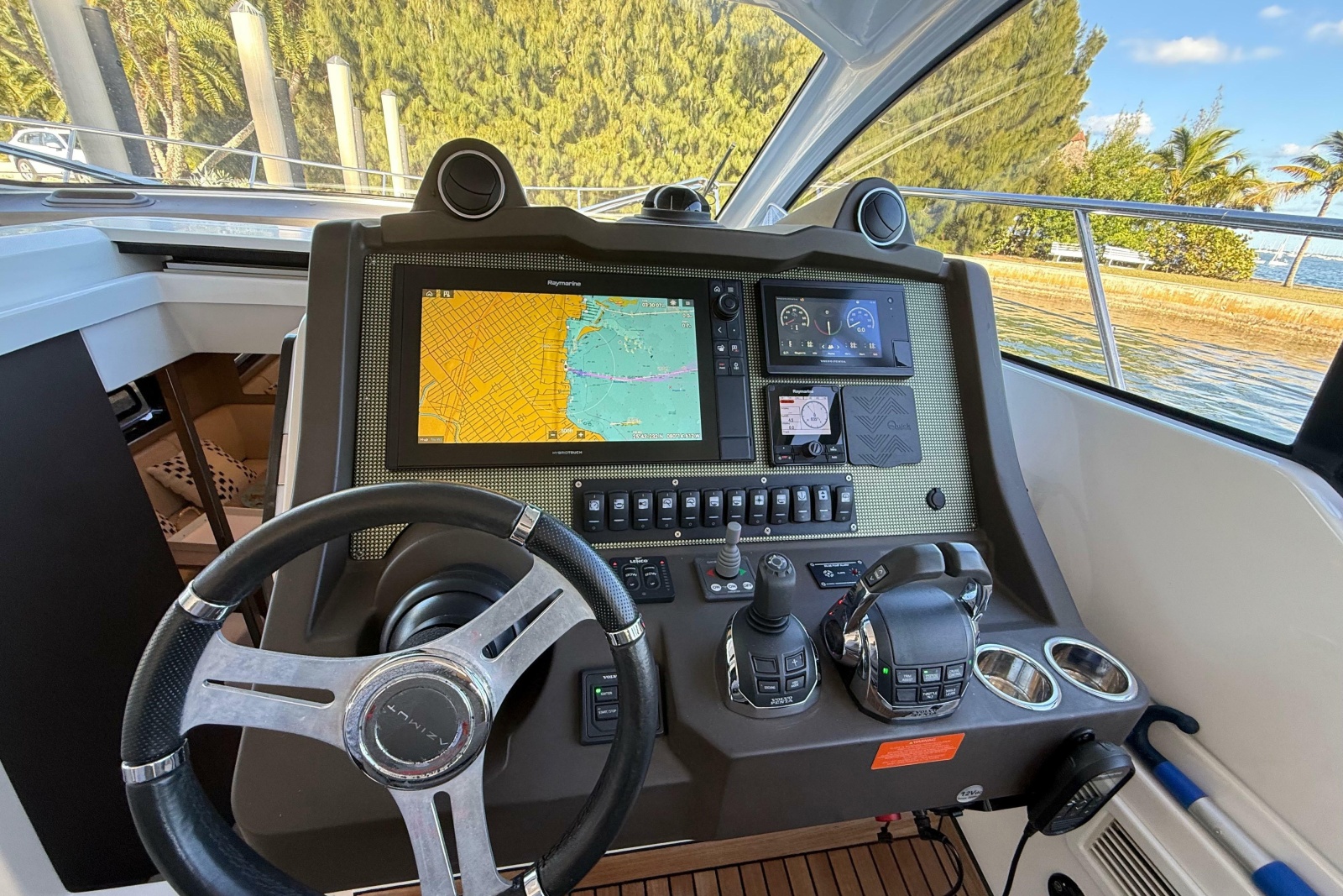 2018 Azimut Atlantis 43