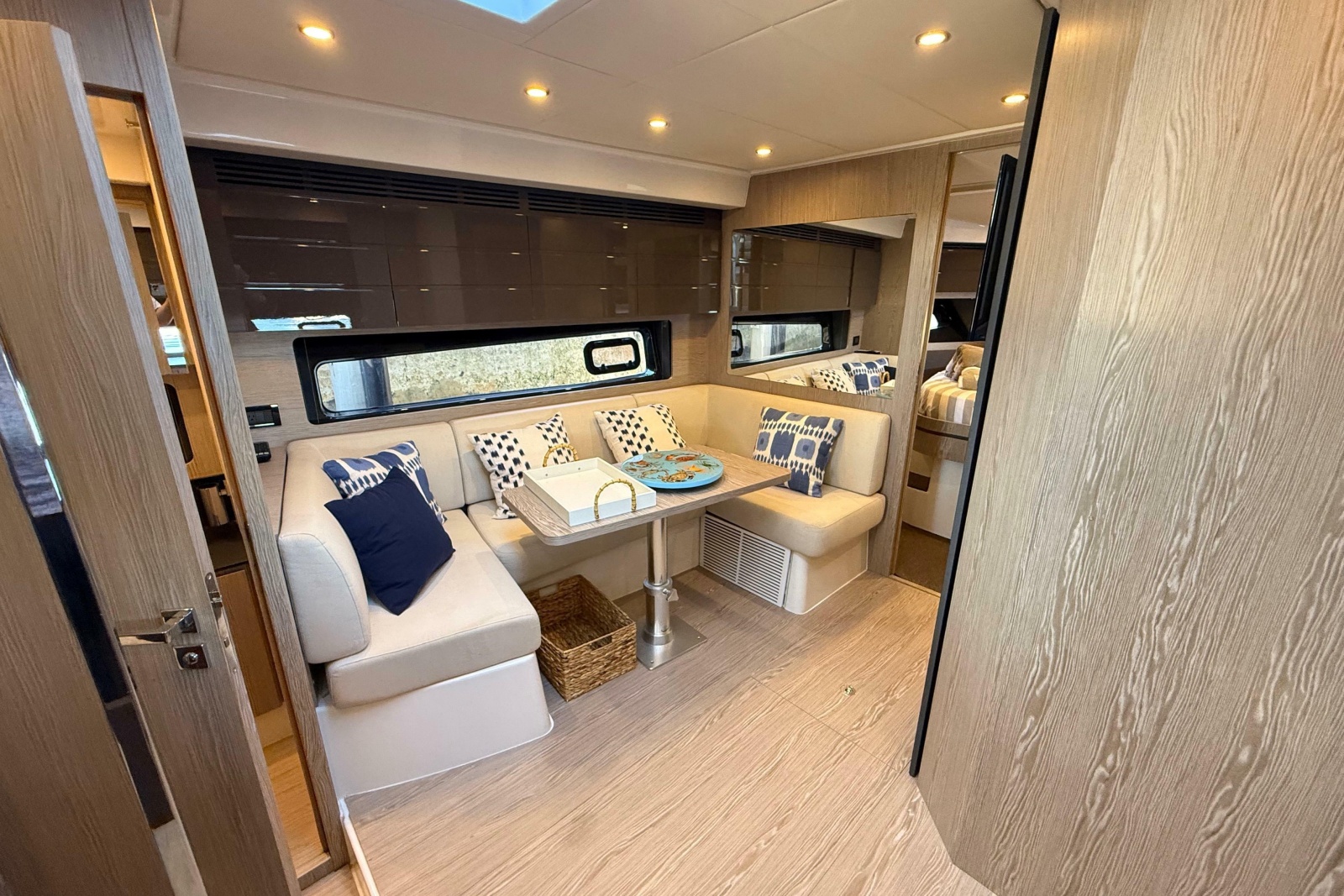 2018 Azimut Atlantis 43