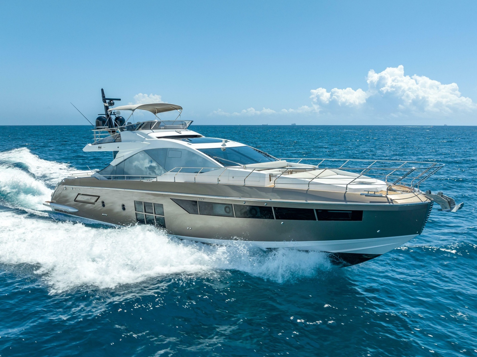 2018 Azimut S7