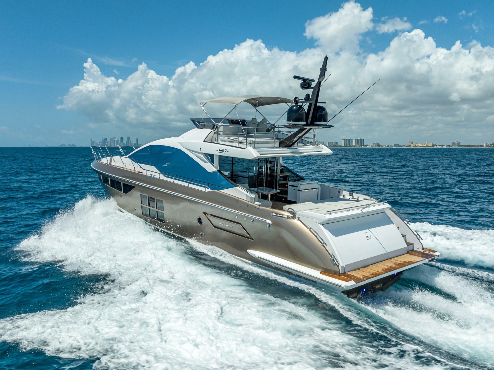 2018 Azimut S7