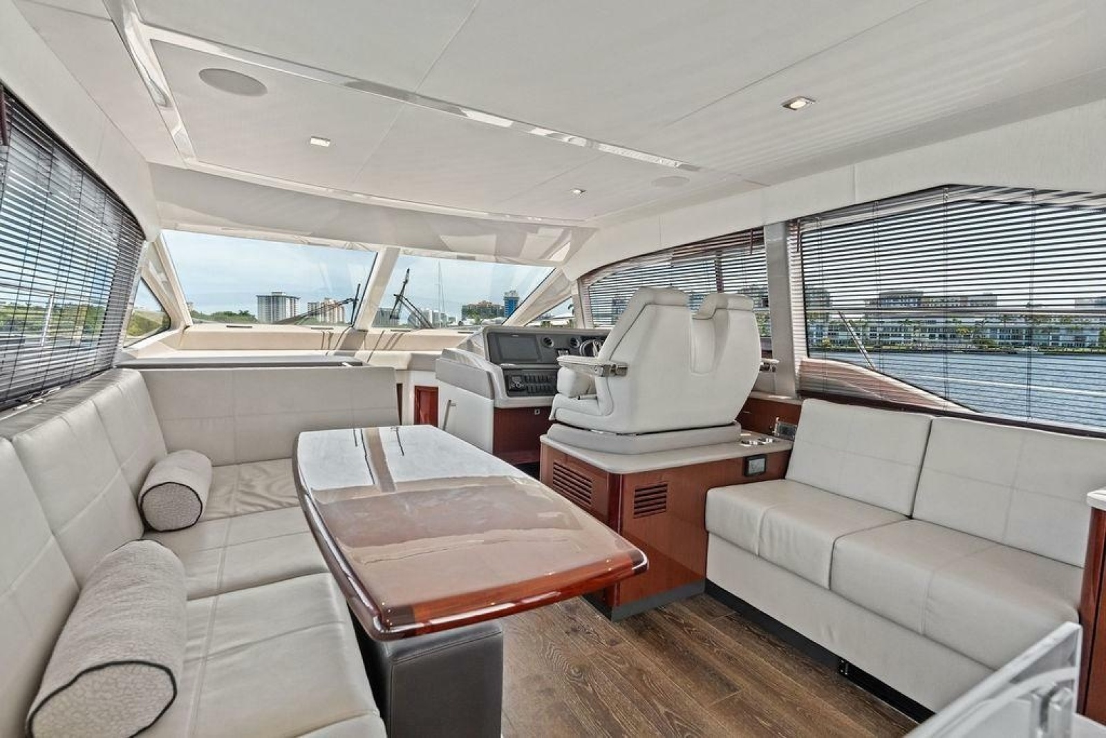 2018 Sea Ray Fly 460