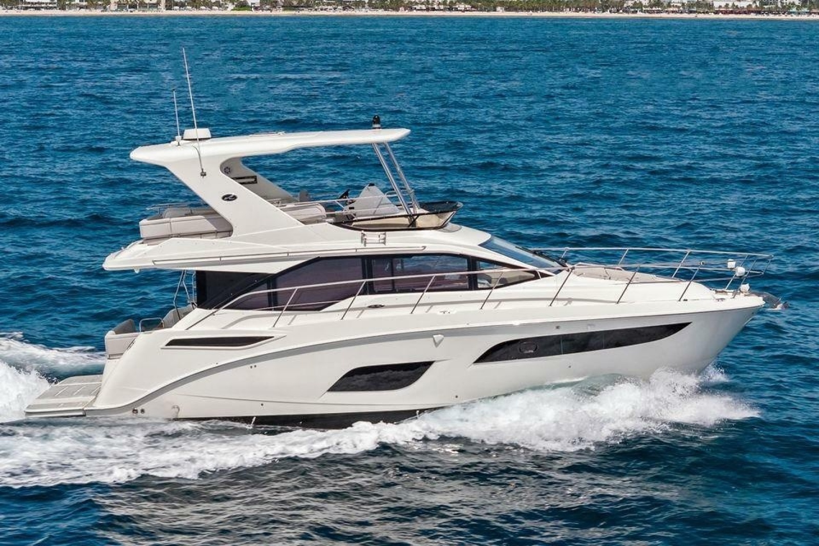 2018 Sea Ray Fly 460