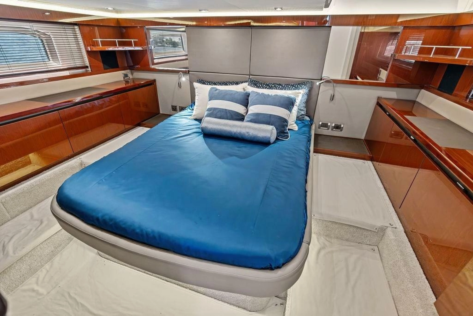 2018 Sea Ray Fly 460