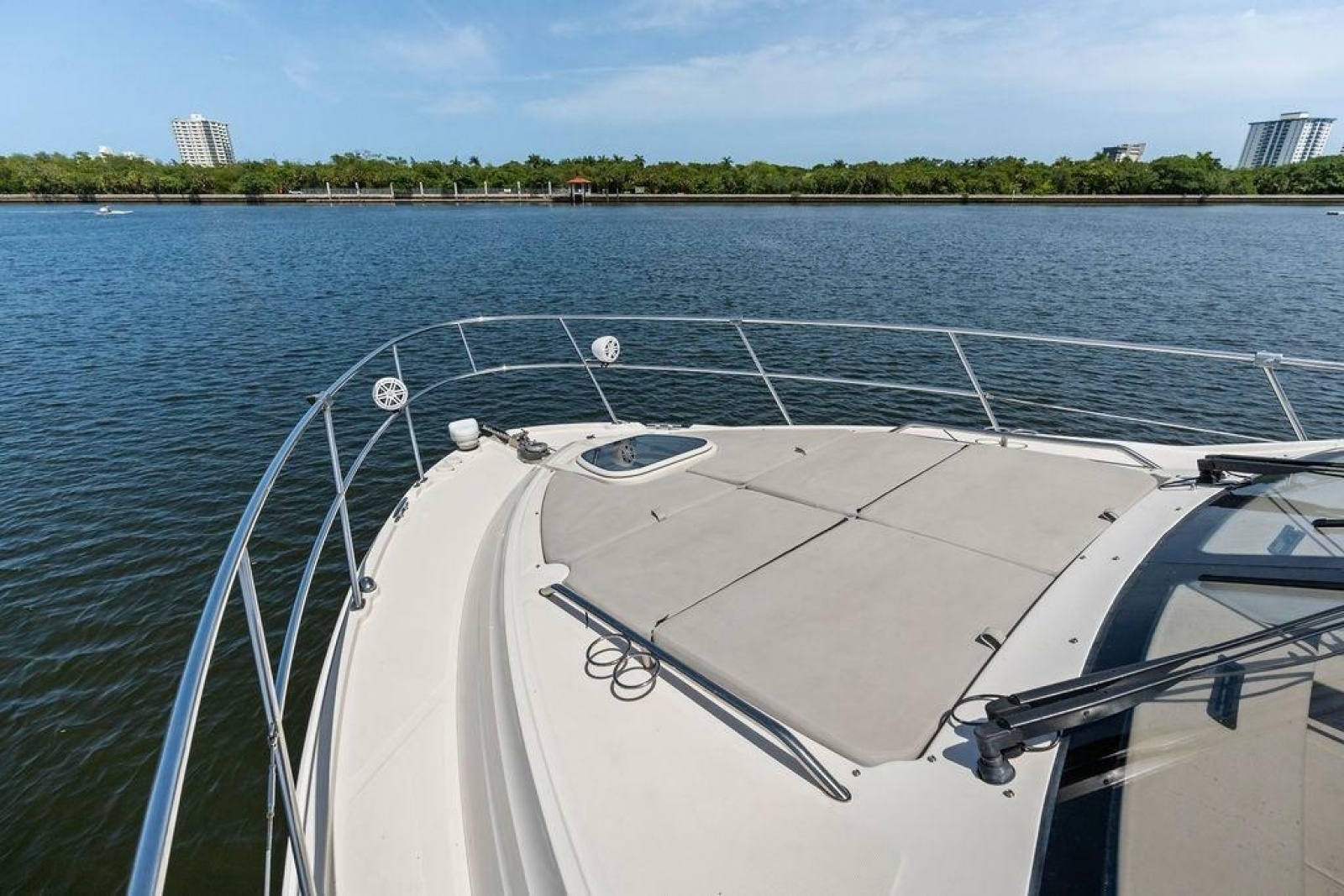 2018 Sea Ray Fly 460