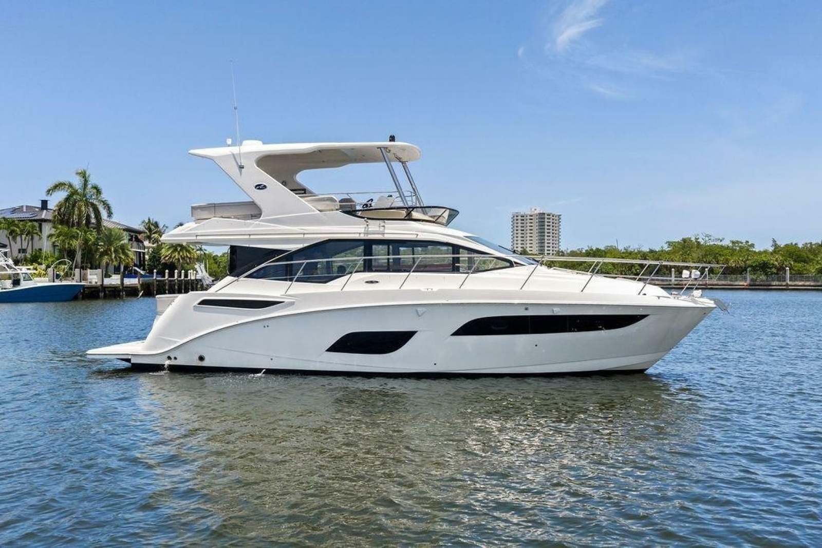 2018 Sea Ray Fly 460