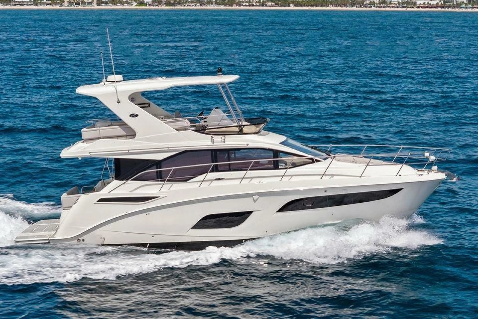 2018 Sea Ray Fly 460