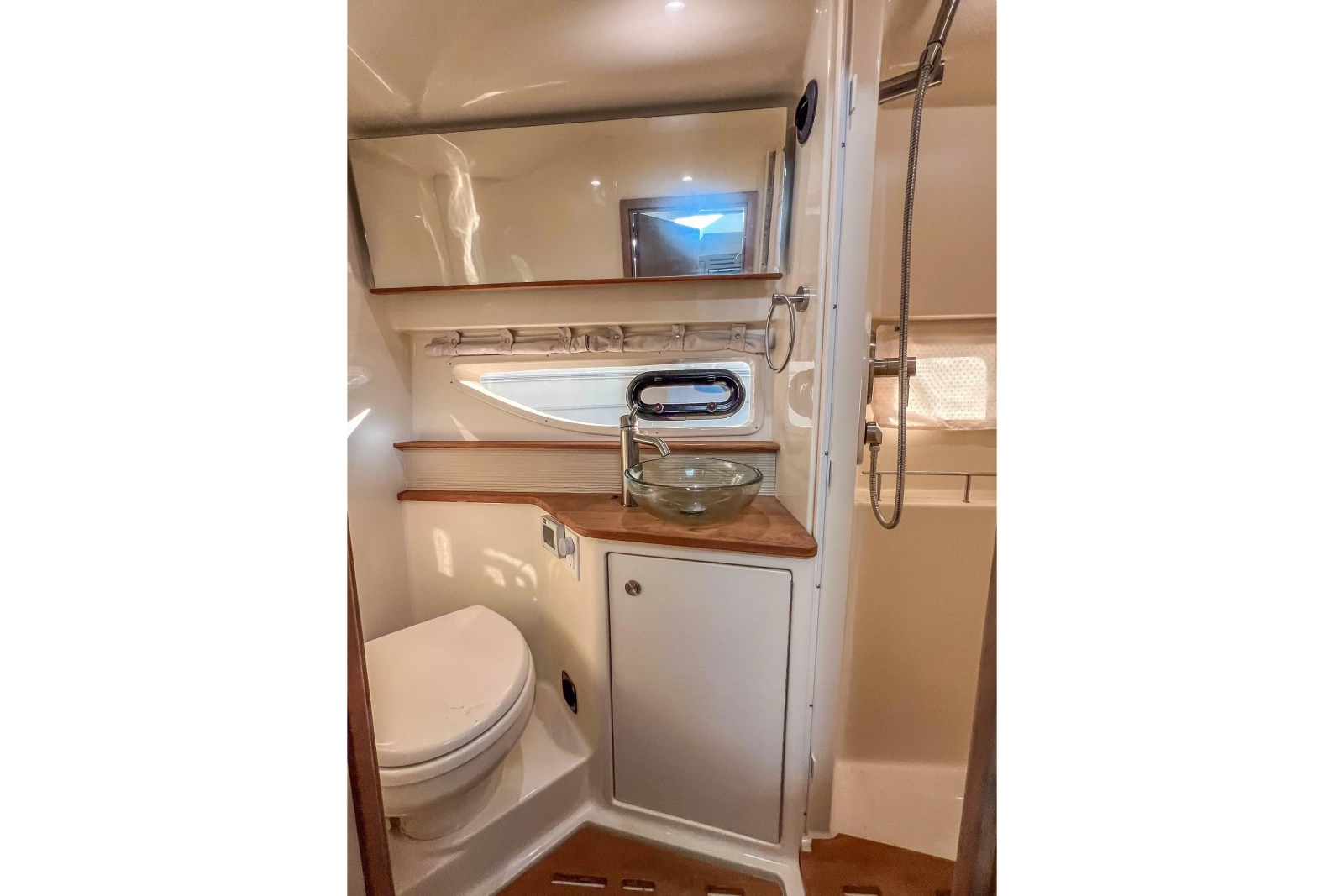 2018 Sea Ray Sundancer 350 Coupe