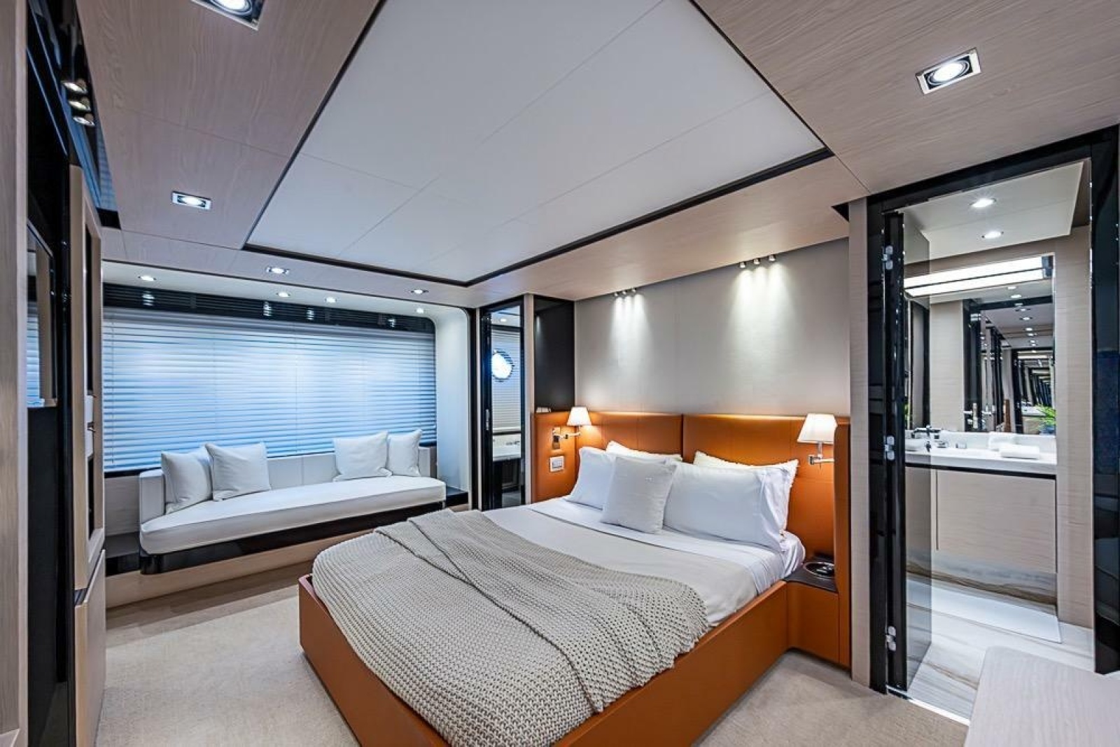 2017 Azimut 80