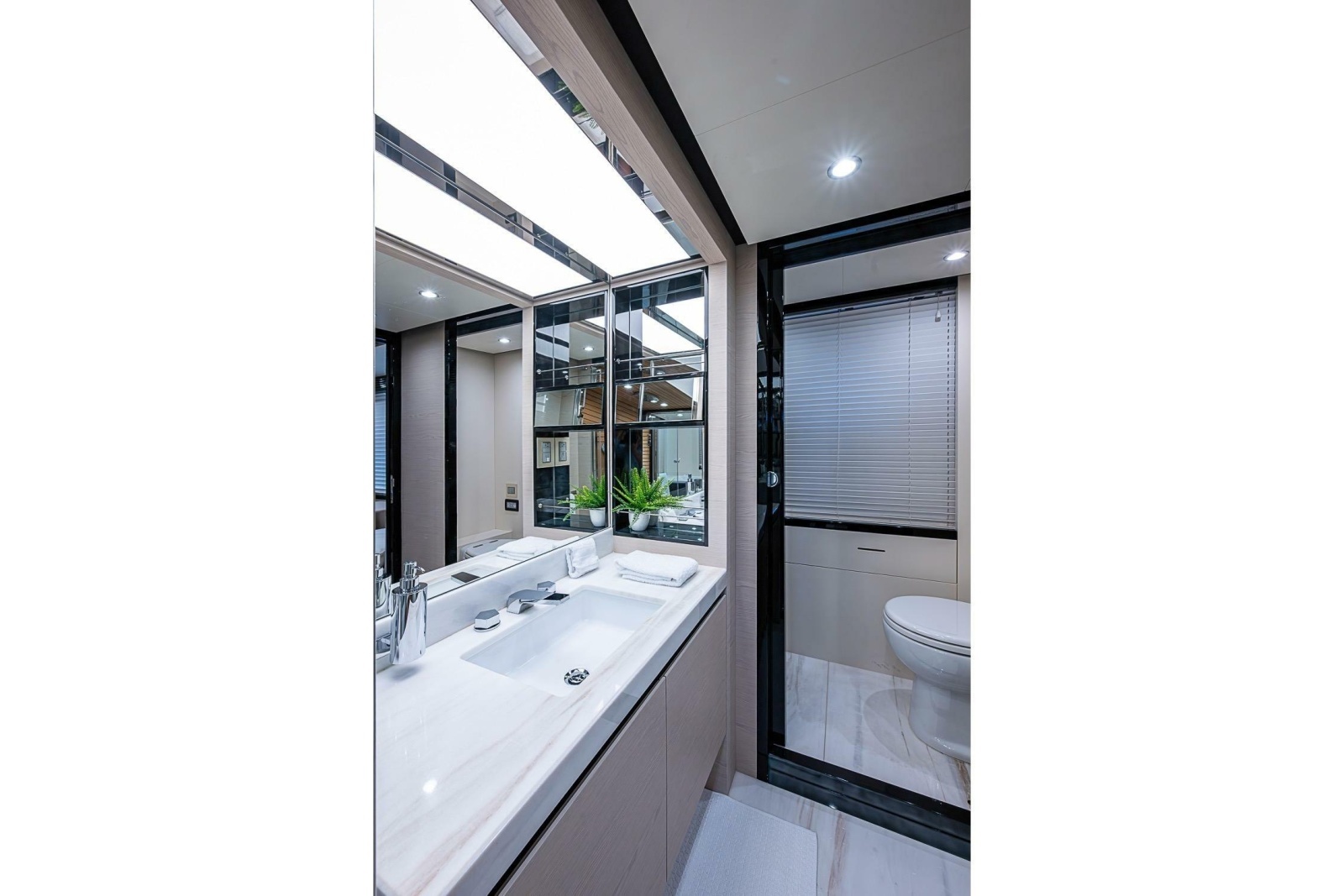 2017 Azimut 80