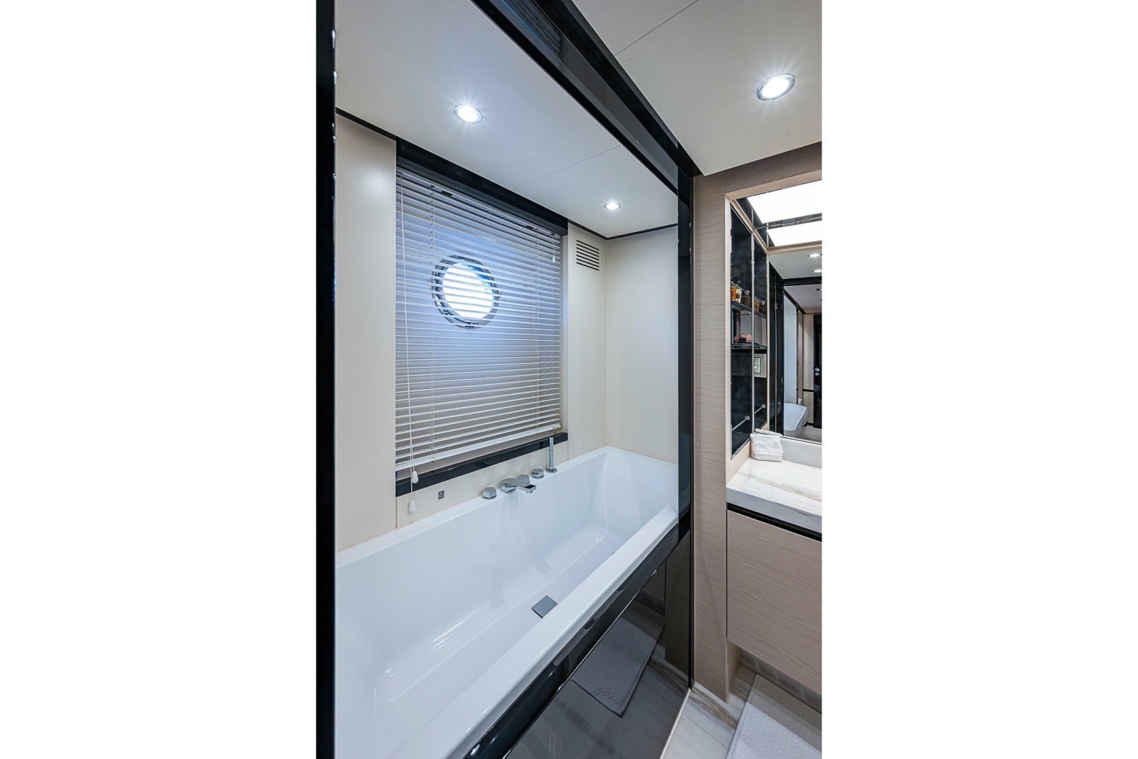 2017 Azimut 80
