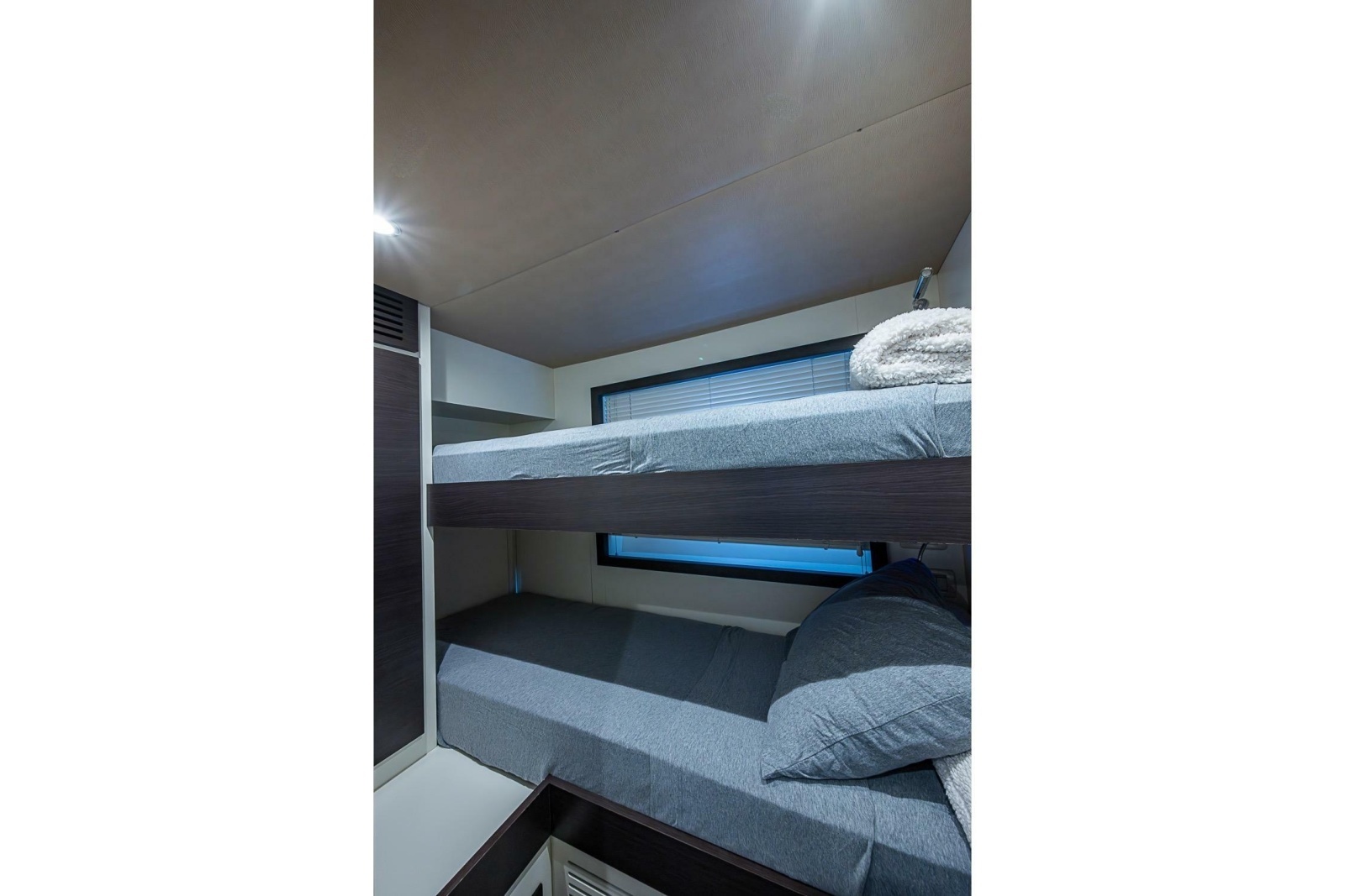 2017 Azimut 80