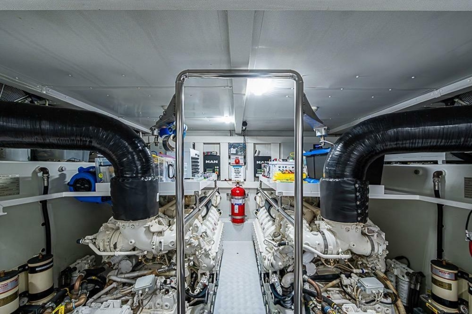 2017 Azimut 80