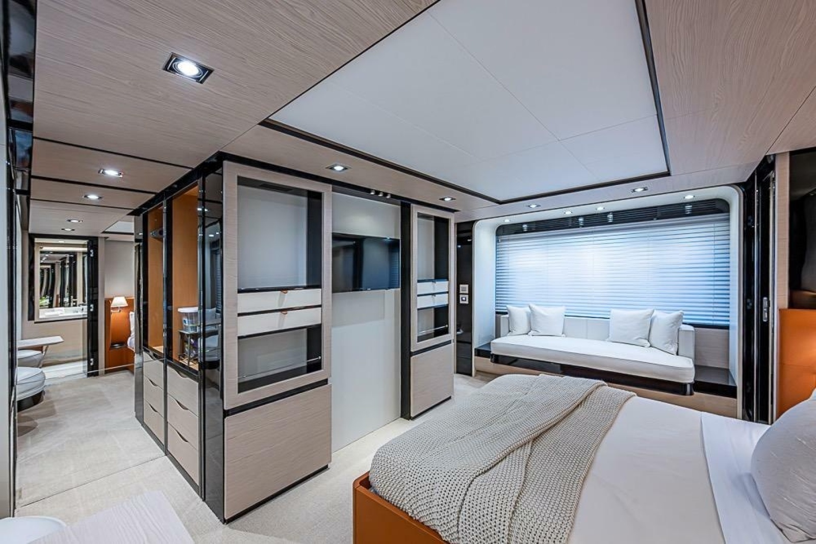 2017 Azimut 80