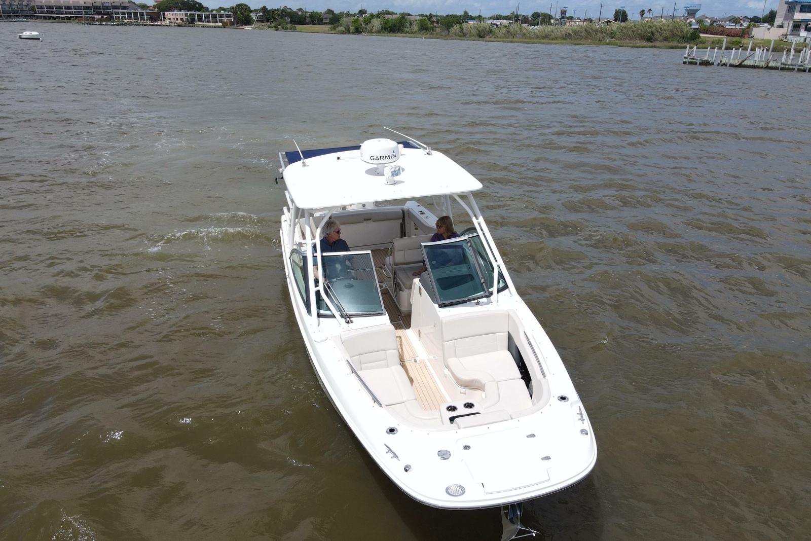 2017 Boston Whaler 270 Vantage