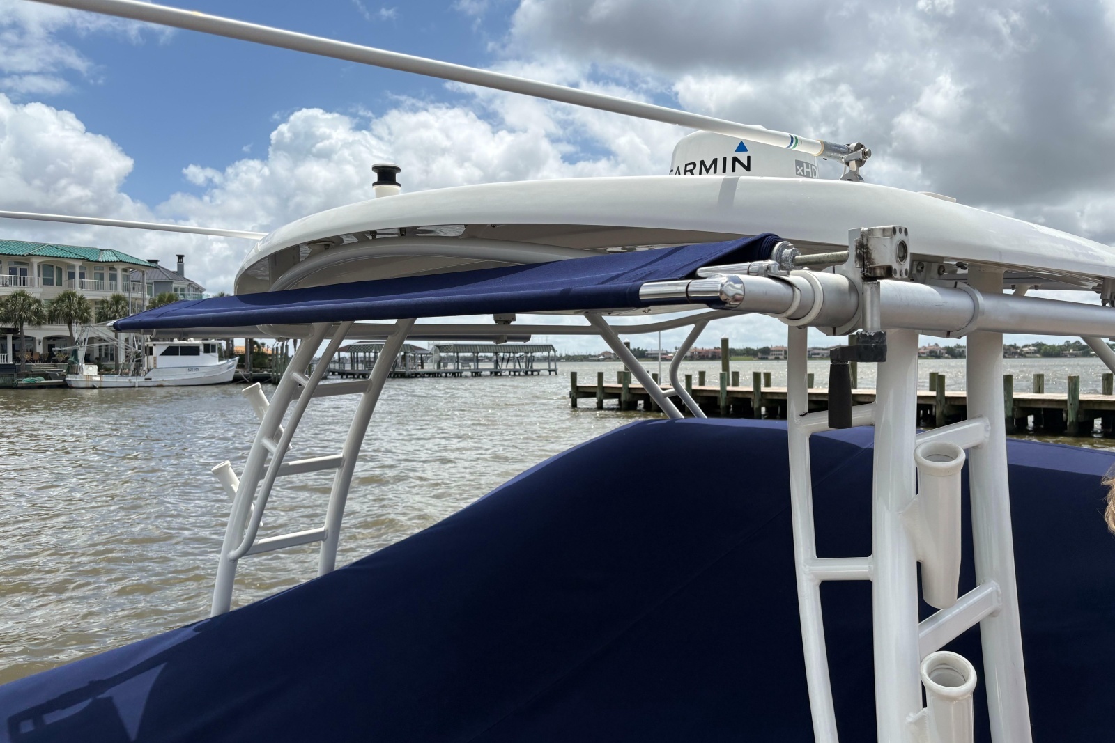2017 Boston Whaler 270 Vantage