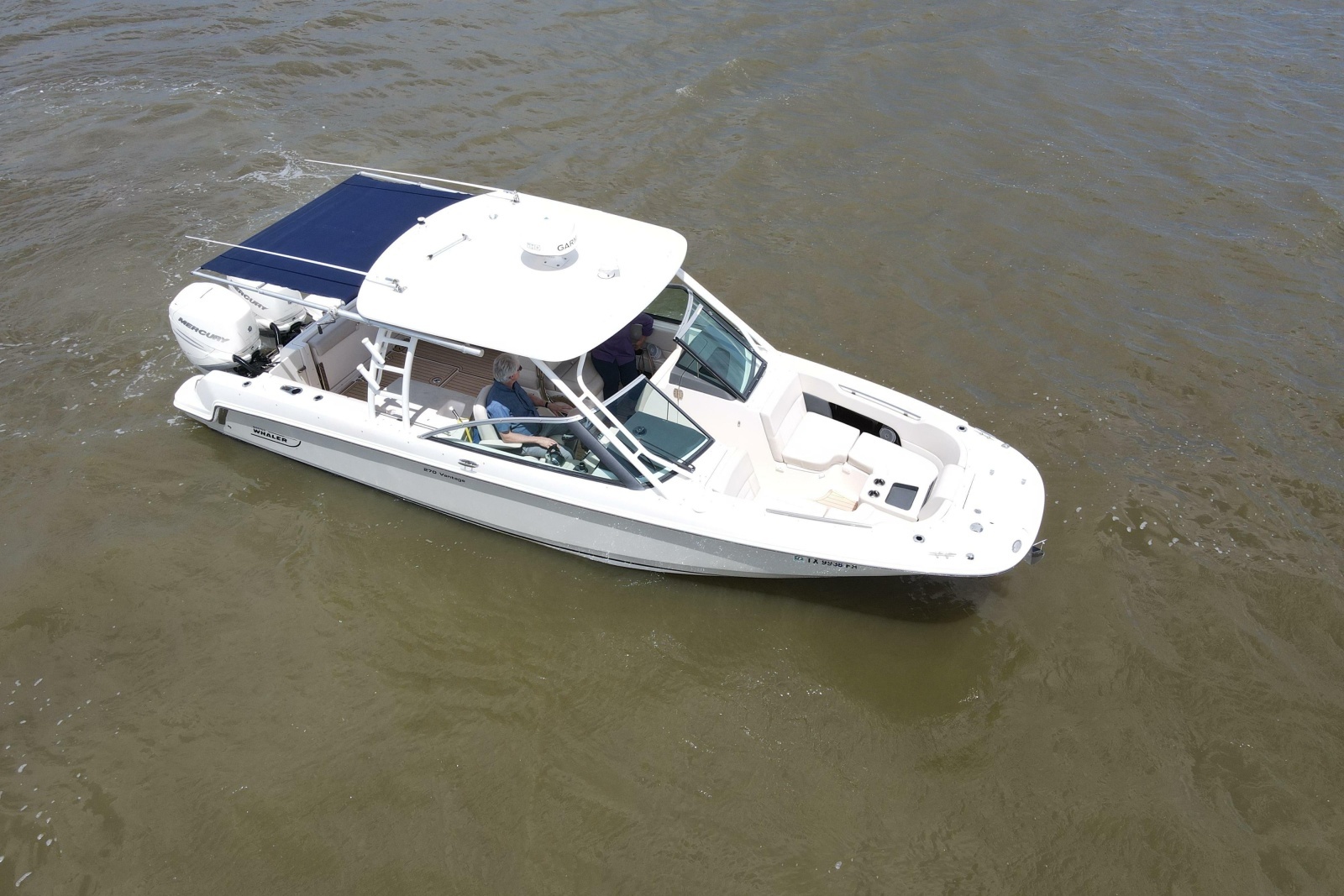 2017 Boston Whaler 270 Vantage