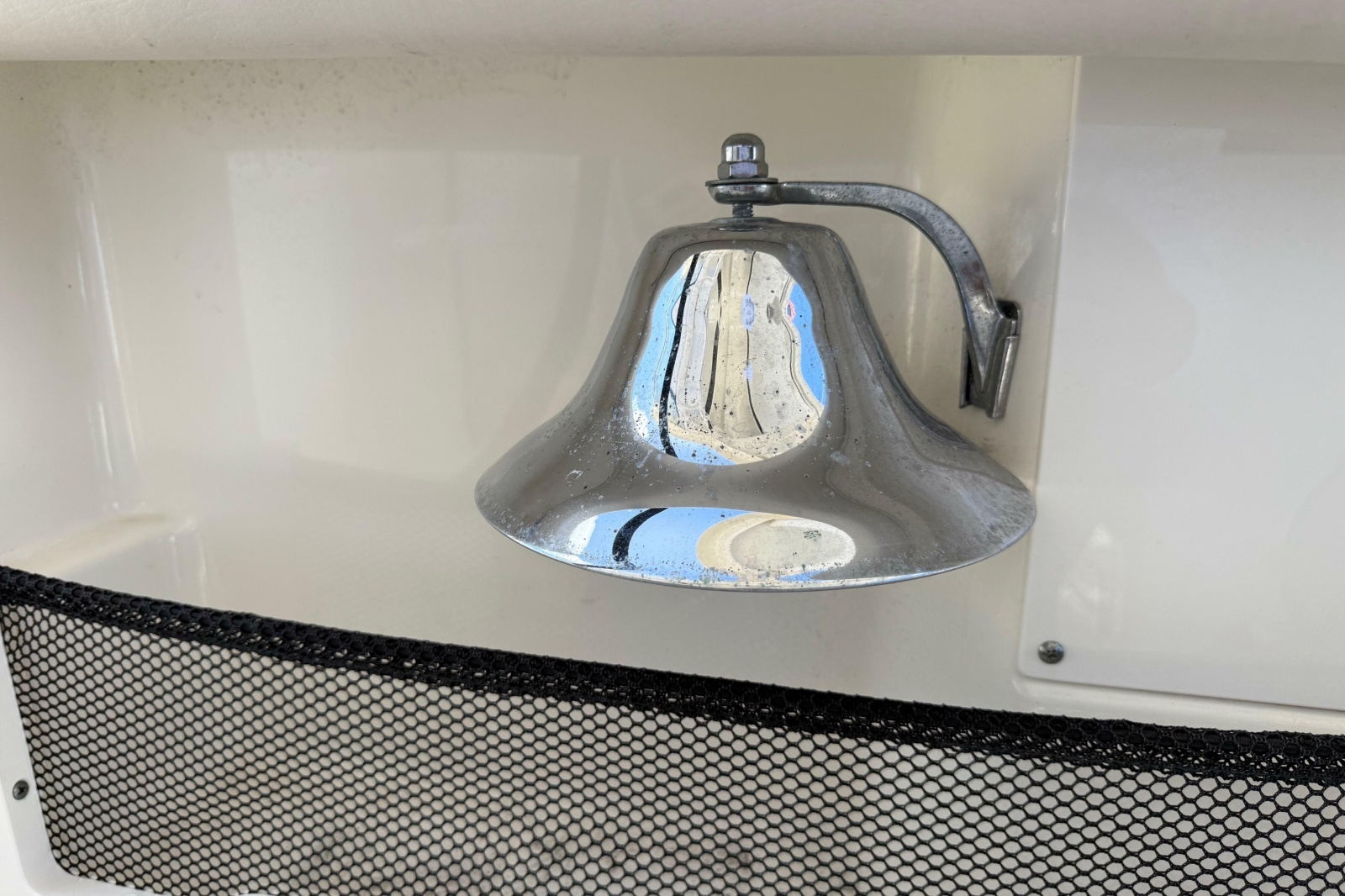 2017 Boston Whaler 420 Outrage