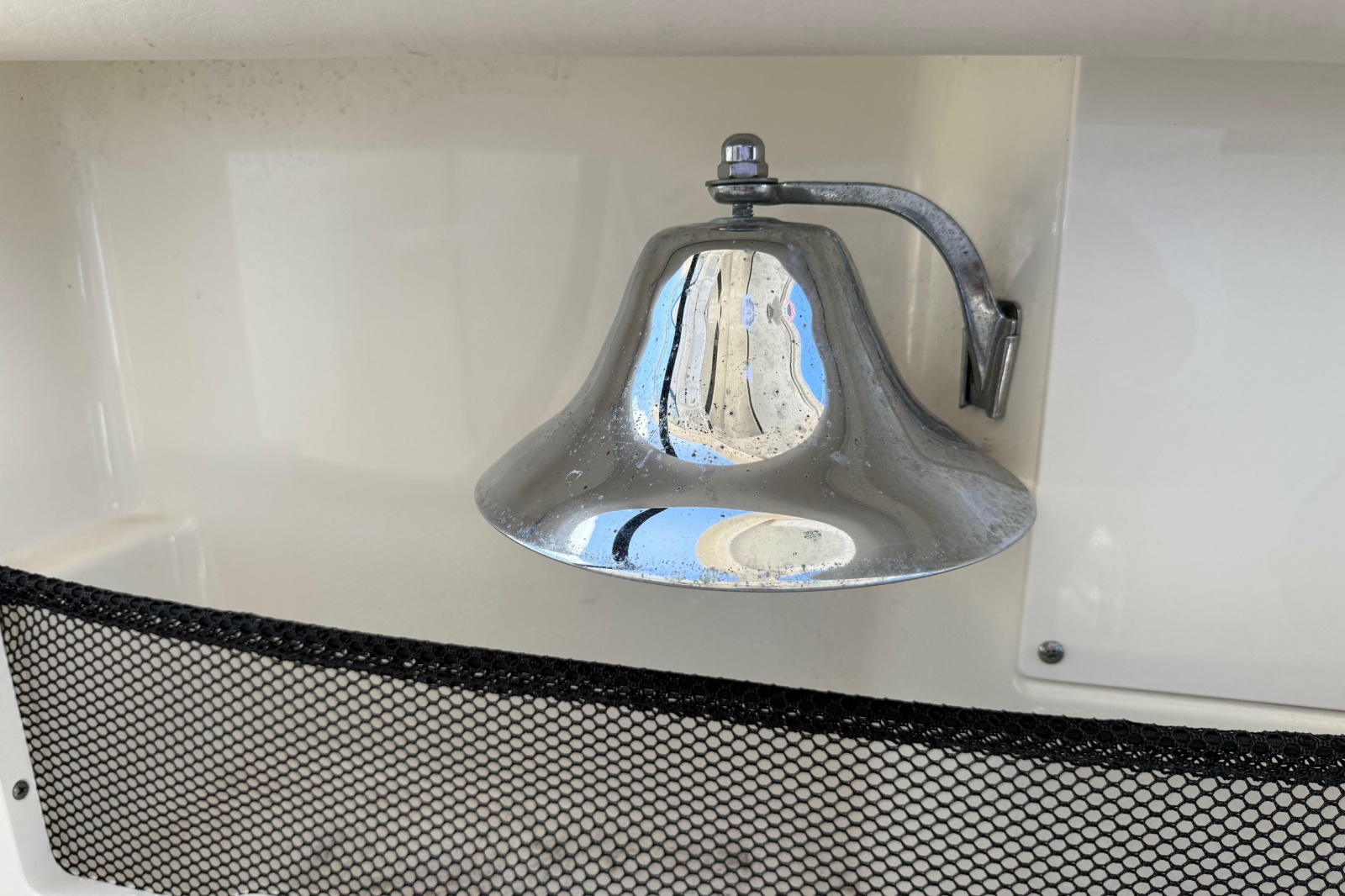 2017 Boston Whaler 420 Outrage