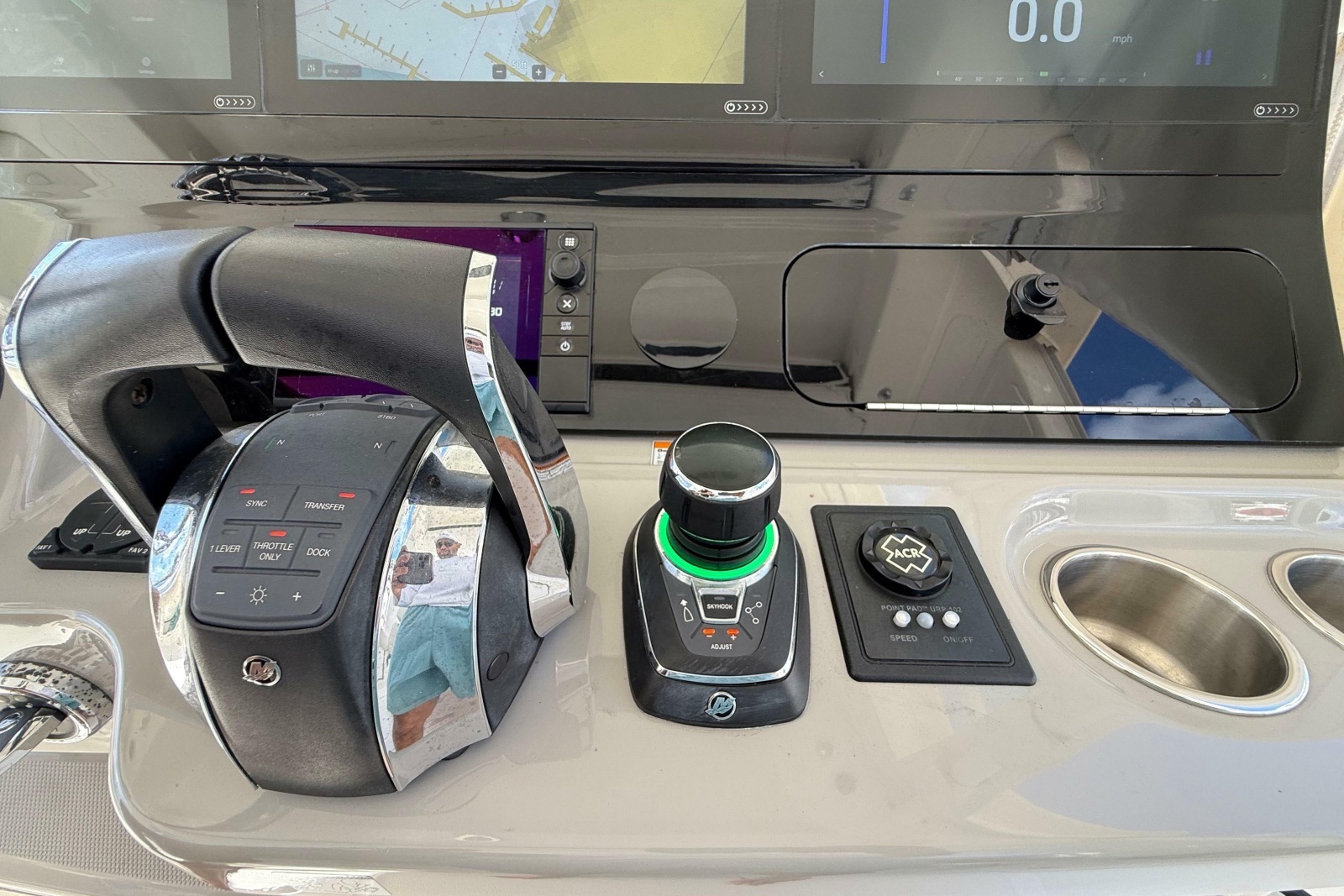 2017 Boston Whaler 420 Outrage