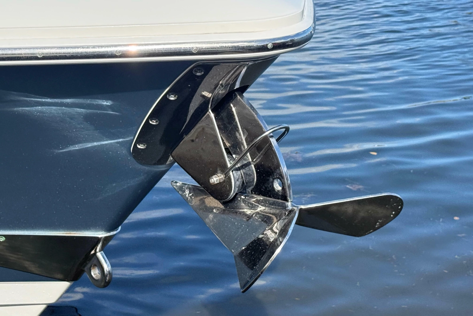 2017 Boston Whaler 420 Outrage