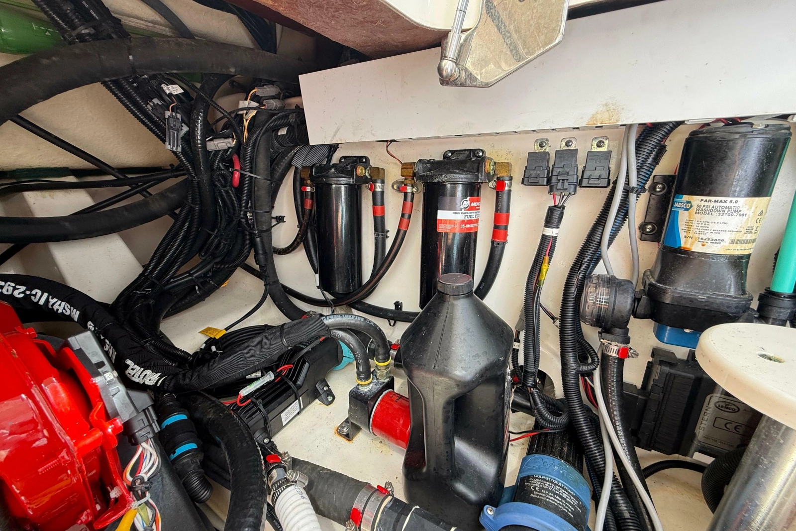 2017 Boston Whaler 420 Outrage
