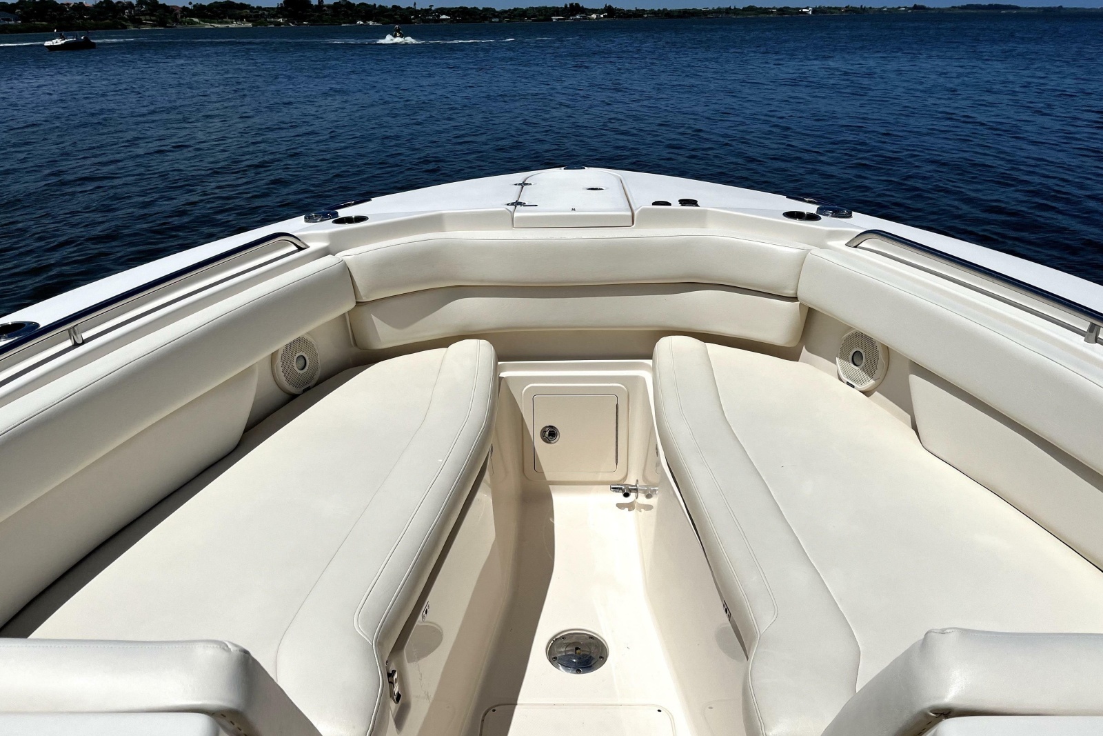 2017 Grady-White Freedom 307