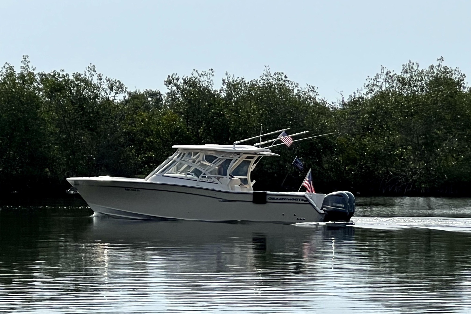 2017 Grady-White Freedom 307