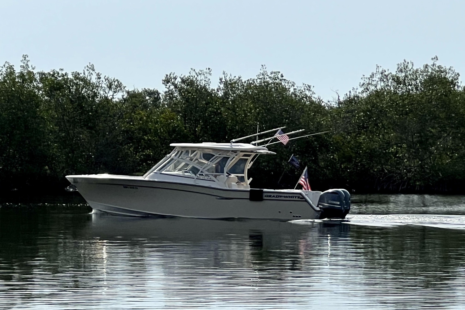 2017 Grady-White Freedom 307