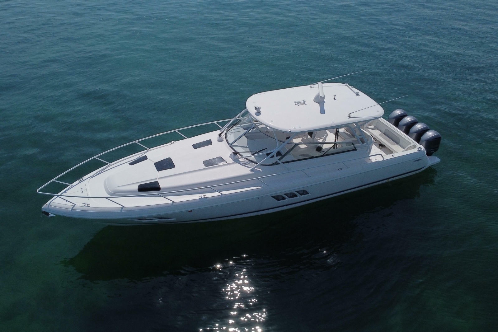 2017 Intrepid 475 Sport Yacht