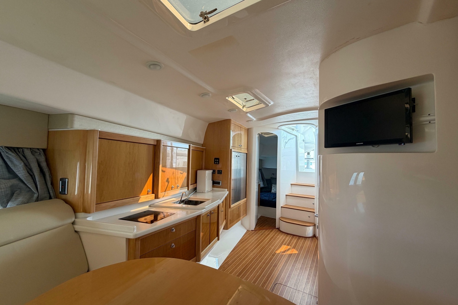 2017 Intrepid 475 Sport Yacht