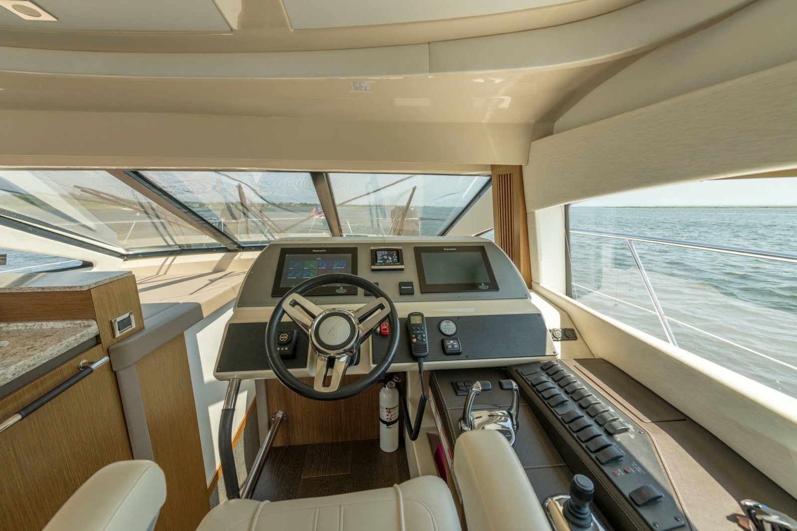 2017 Sea Ray 510 Fly