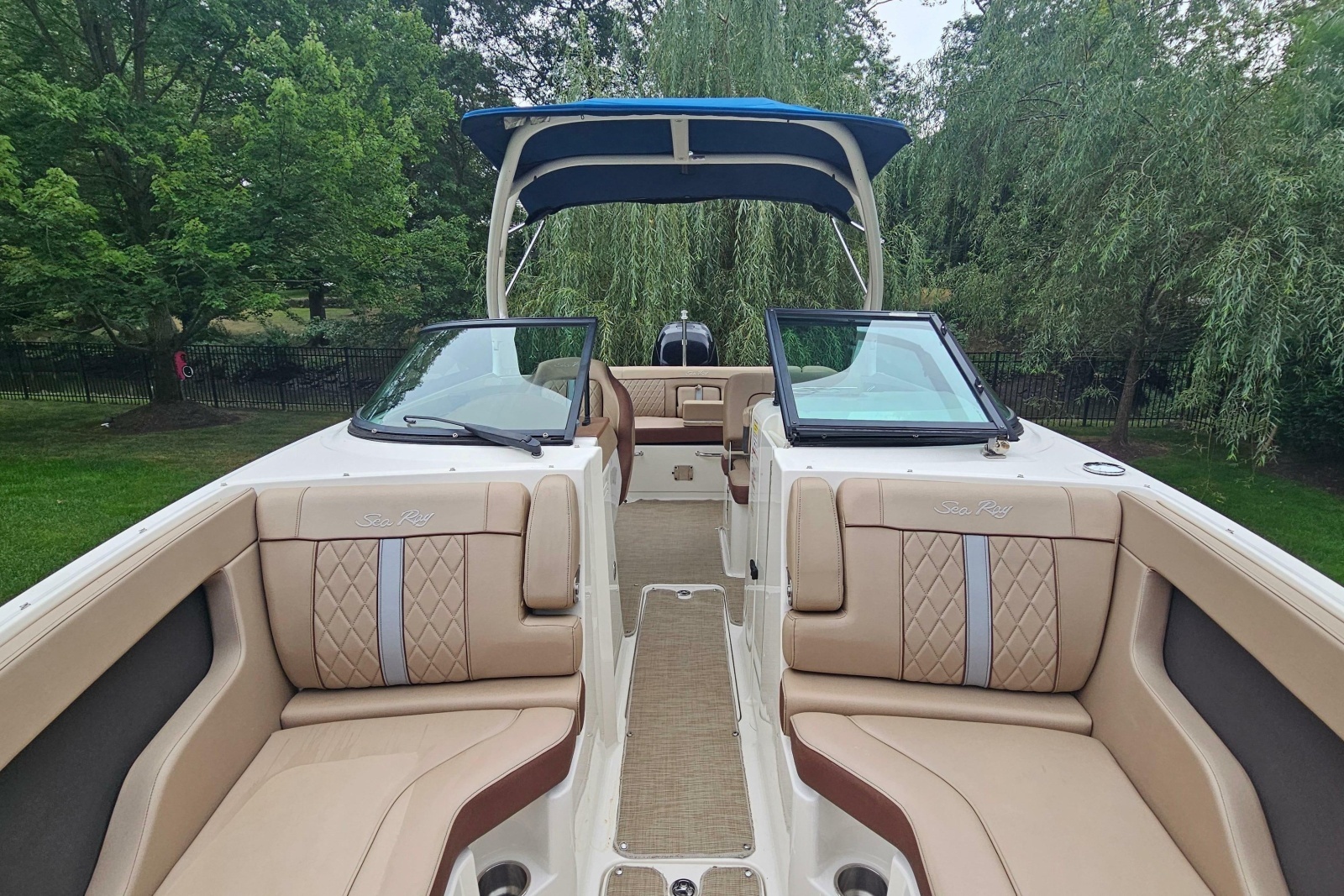 2017 Sea Ray SDX 240 Outboard
