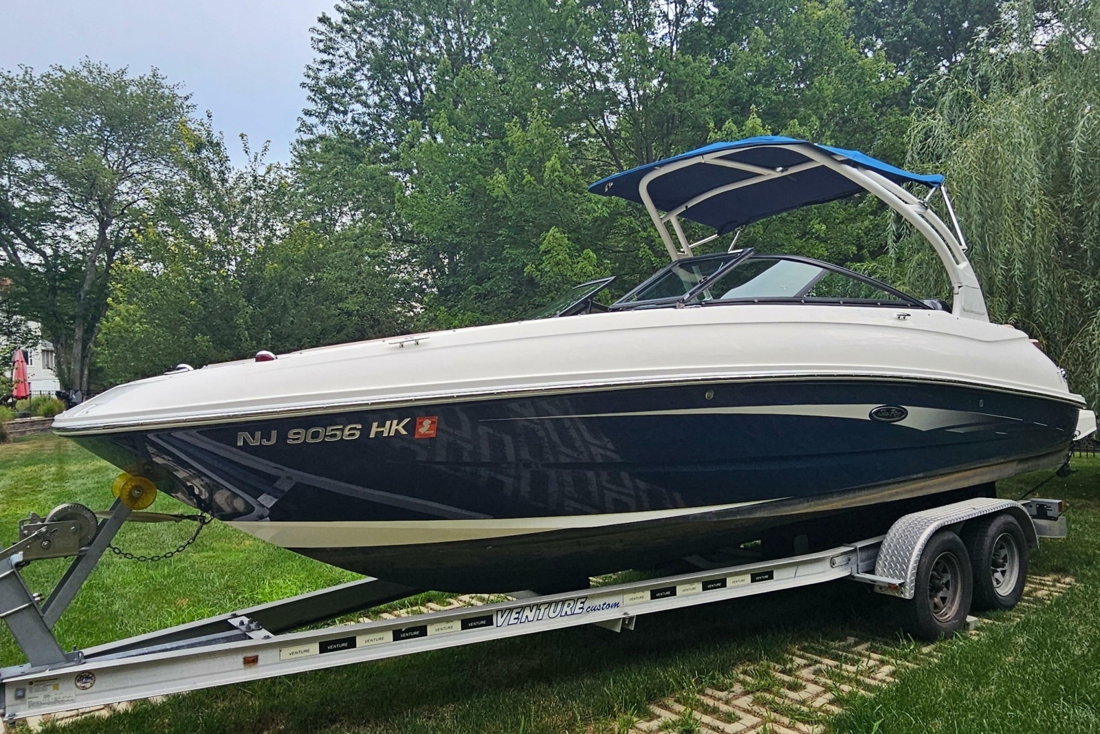 2017 Sea Ray SDX 240 Outboard