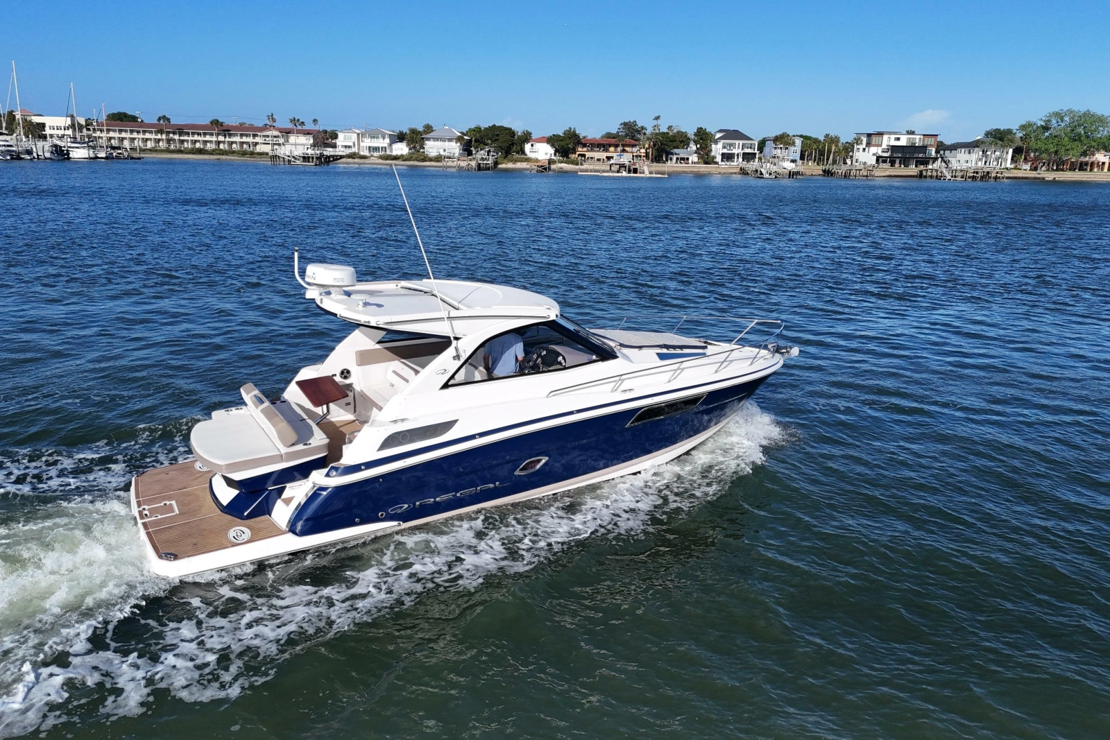 2016 Regal 35 Sport Coupe