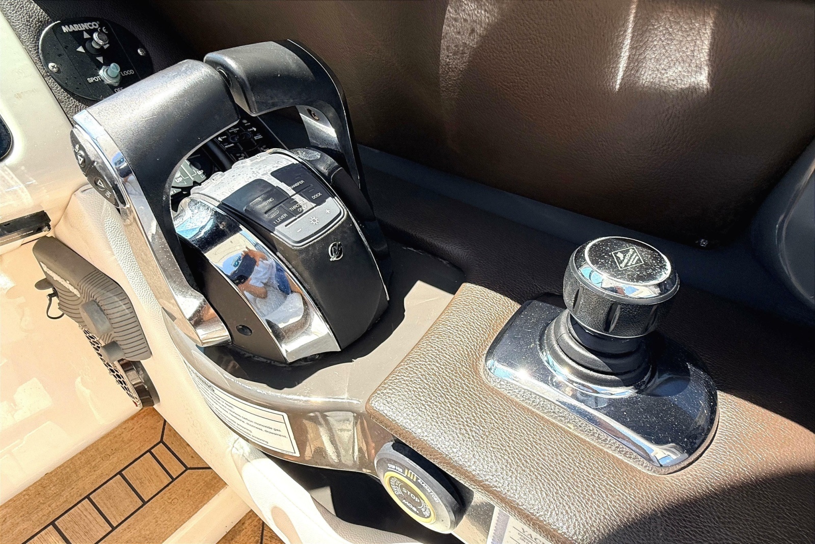 2016 Sea Ray SLX 350